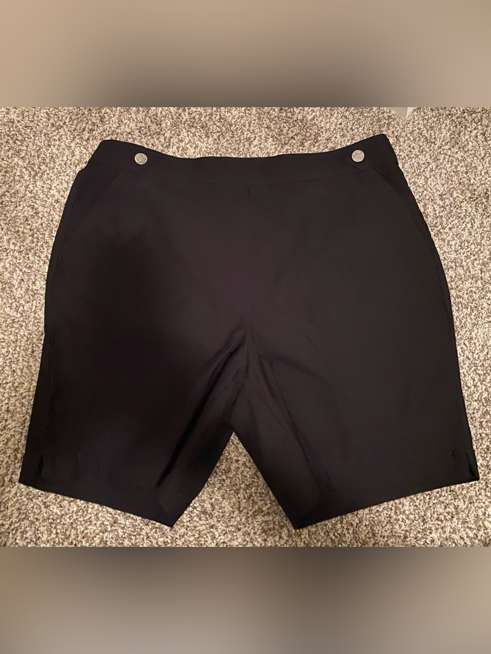 Rafaella Women’s Black Performance Stretch Shorts Size 16